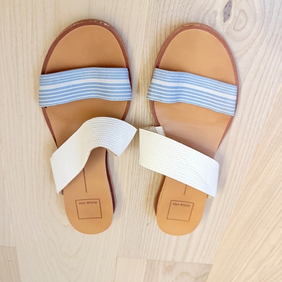 DOLCE VITA PACI SANDAL SIZE 8 BLUE AND WHITE - Picture 2 of 6